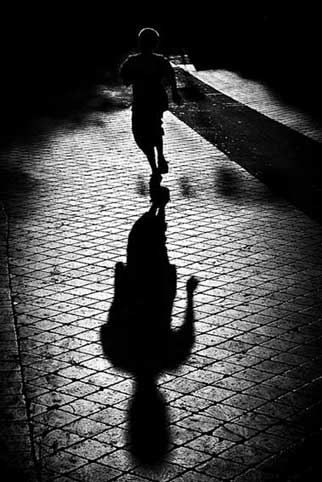 running-shadow